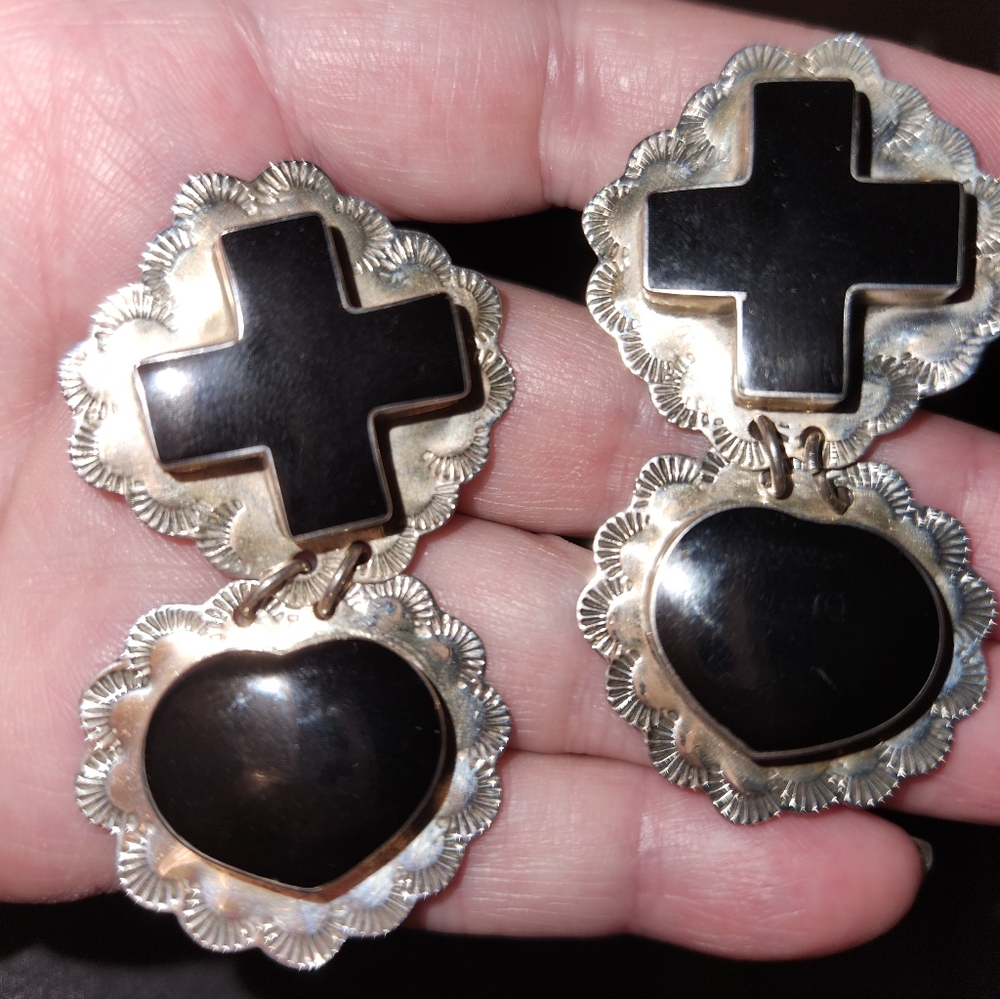 Gorgeous Pair of Sterling Silver Onyx Earrings